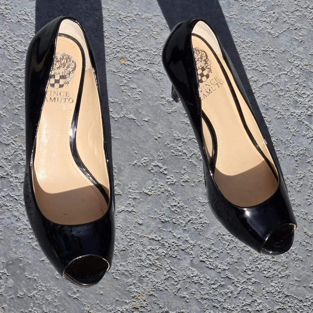 Vince Camuto vince camuto